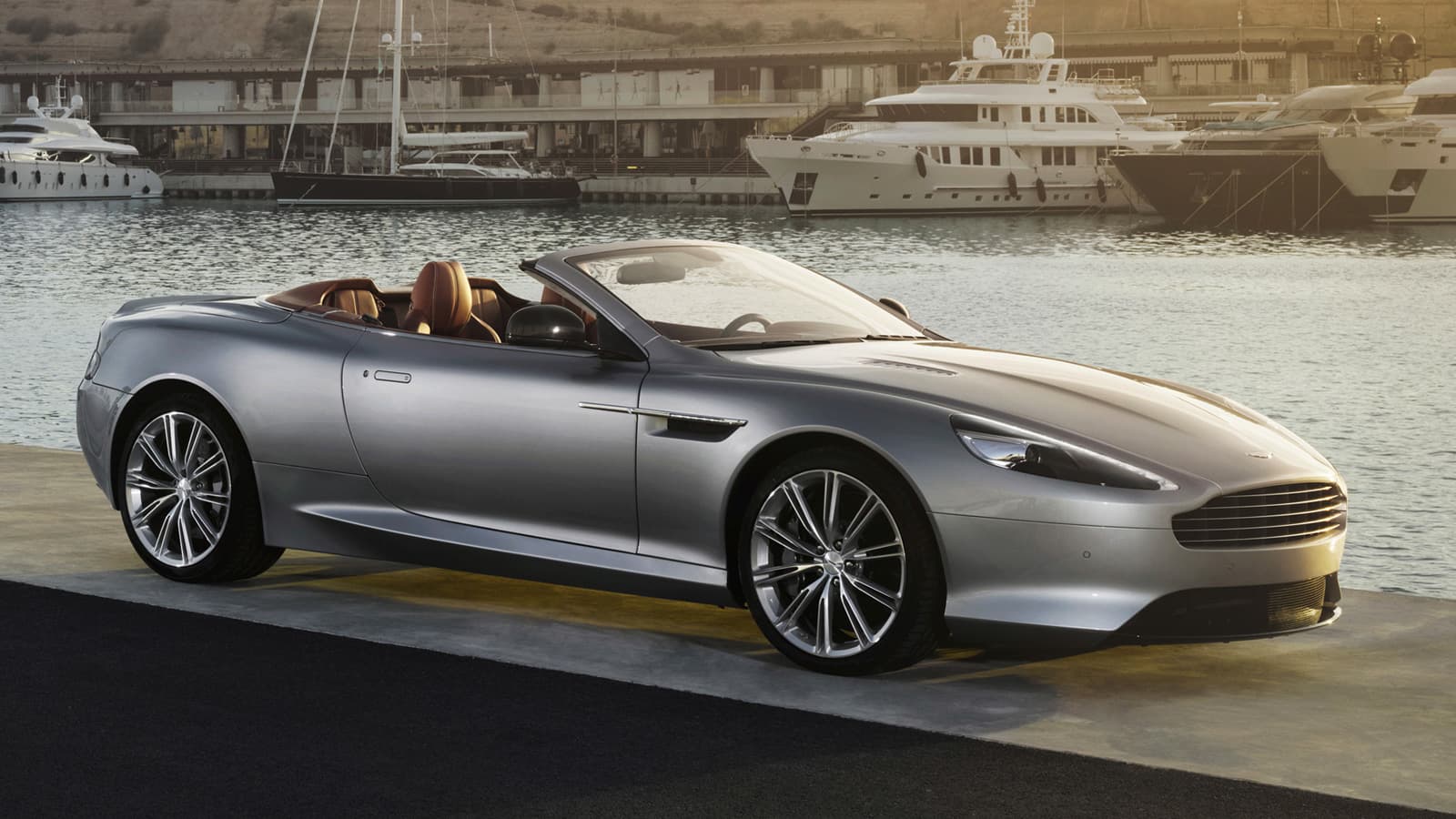 Aston Martin DB9 Volante