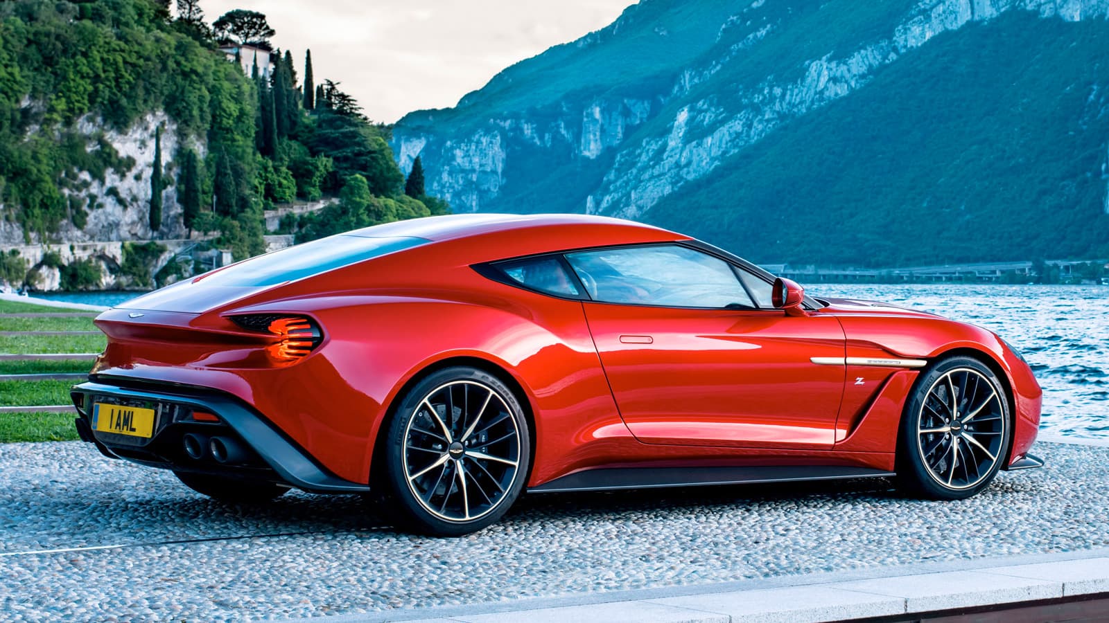 Aston Martin Vanquish Zagato Coupe