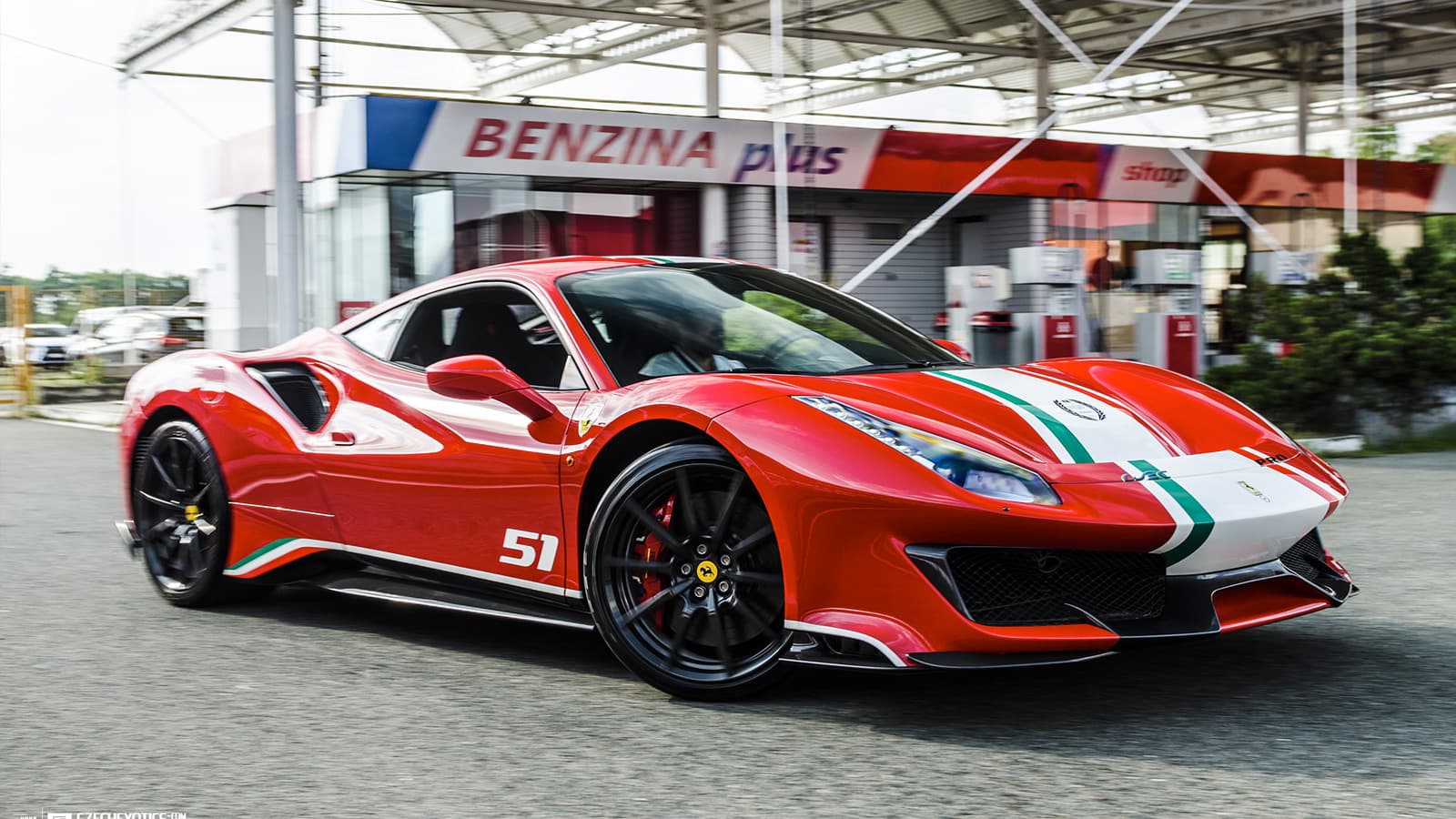 Ferrari 488 Pista Piloti